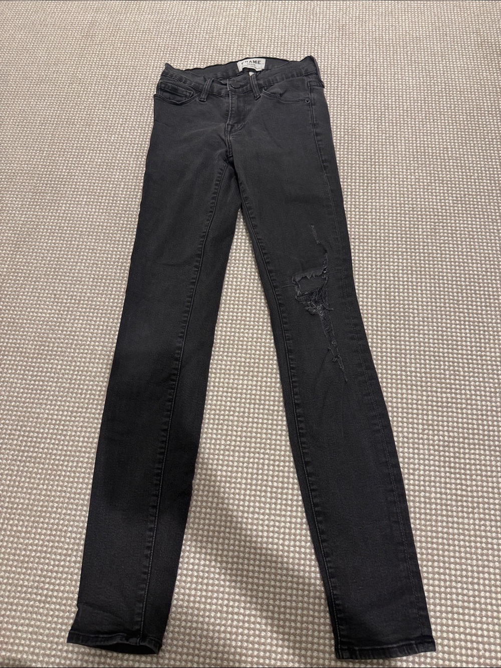 Frame Denim Black Ripped Skinny Jeans - Women